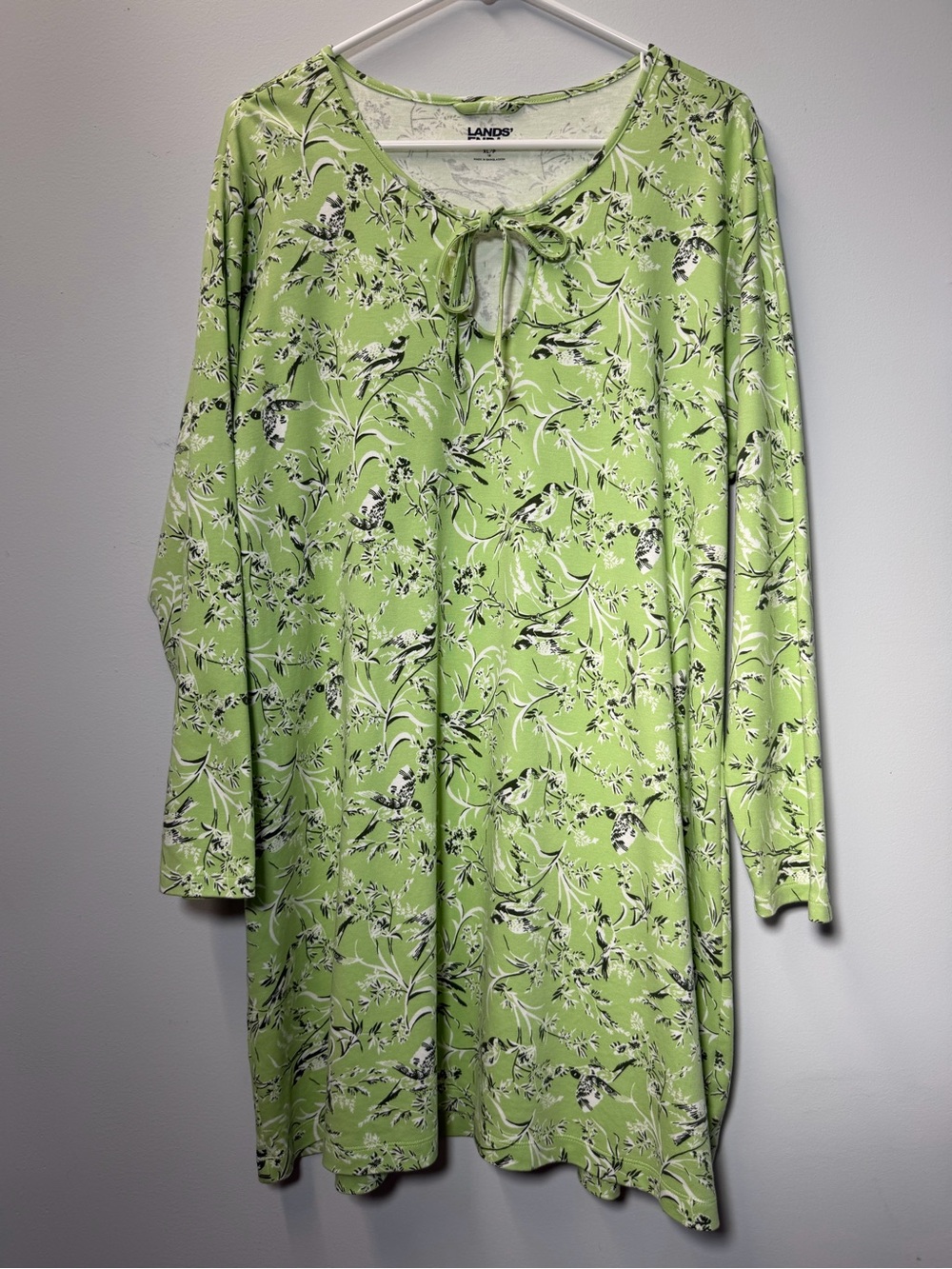 Lands' End Light Green Floral Neck-Tie Cotton Pajamas
